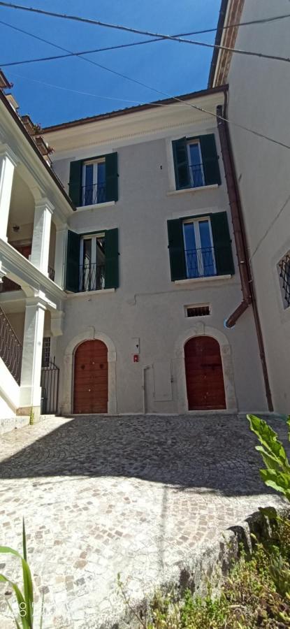 B&B Il Cardinale Rocca di Mezzo Eksteriør billede